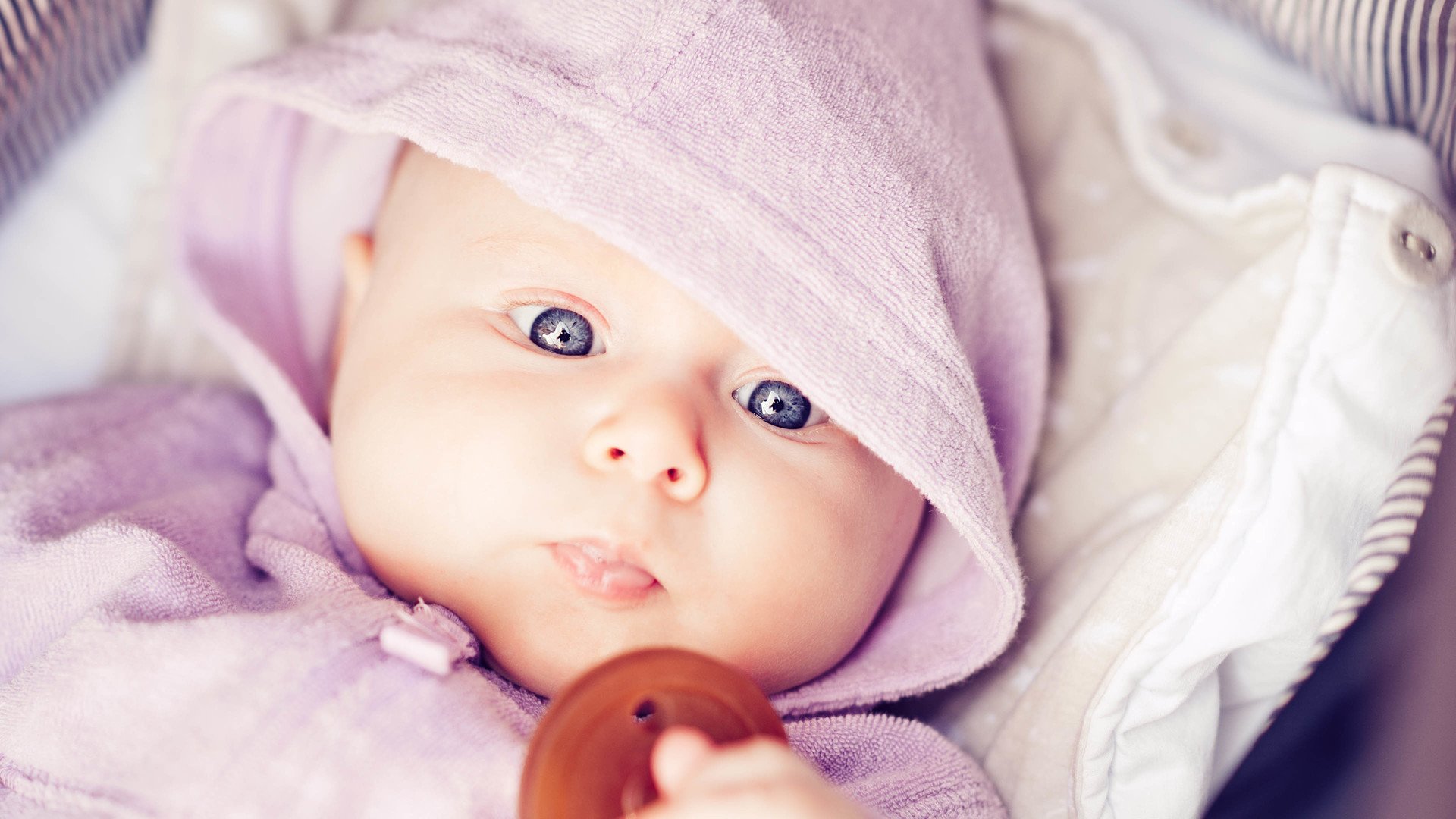 借卵代生试管婴儿和人工授精哪个成功率高